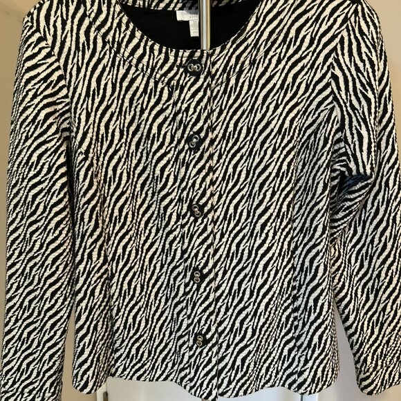 Animal Print Jacket - Picture 2 of 9